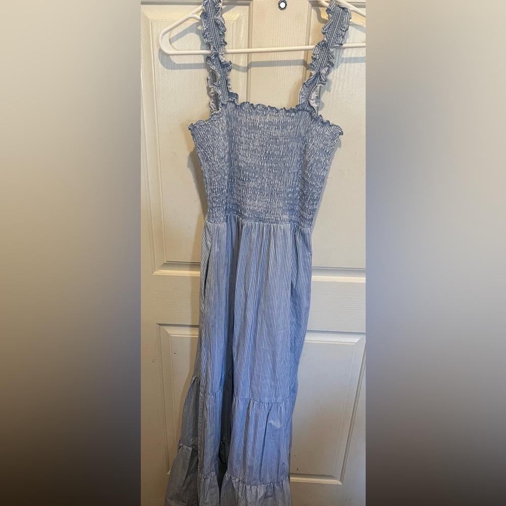 women’s Blue white Smocked Maxi dress wide straps tier MSK Medium Pockets cotton
